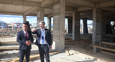 Bakan Yardımcısı Tarıkdaroğlu huzurevi inşaatını inceledi