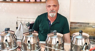 Çay ve şiir bir arada: Alaattin Boztaş’ın renkli dünyası