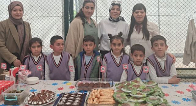 Çıldır İlkokulu’nda yıl sonu tatlı şenliği büyük ilgi gördü