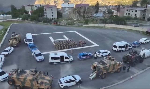 Dev narkotik operasyonu yarım tonluk esrar ele geçirildi
