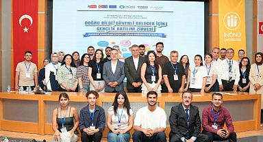 Doğru bilgi için gençler sahada