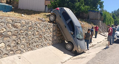 El frenini çekmeyi unutunca olanlar oldu!