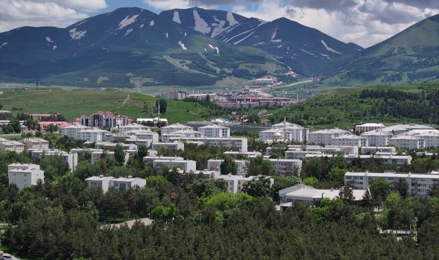 Erzurum'da bitki örtüsünde dikkat çeken artış