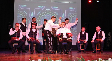 Erzurum'da öğretmenlerden kültür şöleni