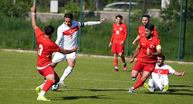 Erzurum'daki UEFA Regions Cup Türkiye Finalleri'nde yarı final heyecanı
