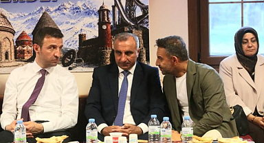 Erzurum Evi'nde buluştular! Birlik ve beraberlik mesajı verdiler   