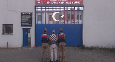 Erzurum Jandarması firarilere göz açtırmıyor