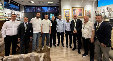 Erzurumlu Fenerlilerden Aziz Yıldırım’a ziyaret