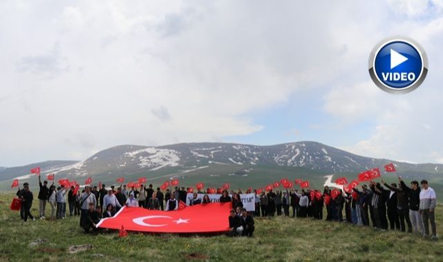 Gençler şühedanın izinde yürüdü 