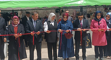 Halk eğitim kurslarının emekleri sergilendi