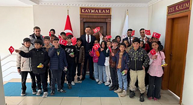 ‘Halkın Kaymakamı’ Karayazı’ya veda etti