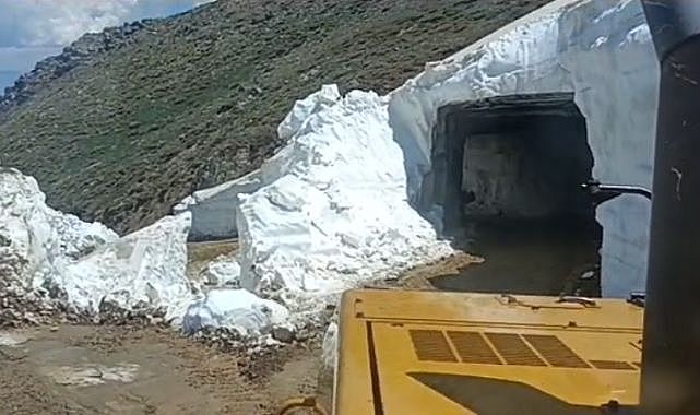 Haziranda da karla mücadele çalışmaları sürüyor