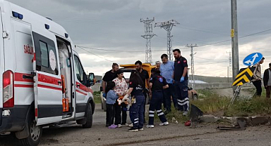 İki aracın çarpışmasıyla can pazarı yaşandı
