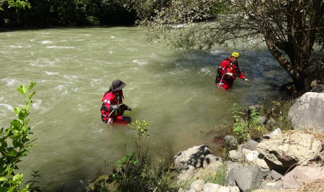 Kaybolan baba ve oğlunu arama çalışmaları ikinci gününde sürüyor
