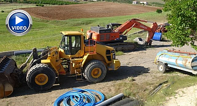Milyonluk iş makineleri dağın başında ortaya çıktı