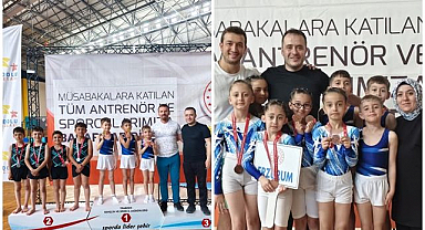 Minikler kürsüde