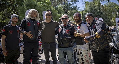 Motosiklet tutkunları bir araya geldi