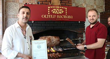 Oltu Cağ Kebabı için yeni dönem! Yetki belgesi ve tabela zorunluluğu geldi 