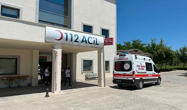 Otomobil şarampole yuvarlandı