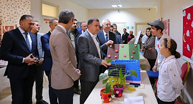 Özel öğrencilerden bilim fuarında büyük ilgi