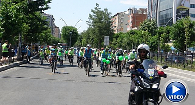 Pedallar sağlık için döndü