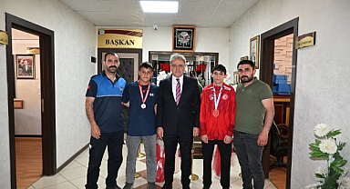 Şampiyonlara ödül