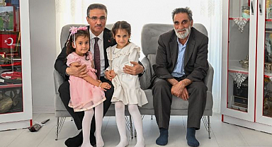 Şehit ailelerine anlamlı ziyaret