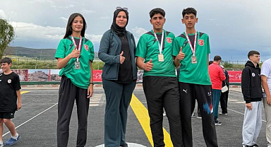 Sporcular Türkiye bocce şampiyonasında derece elde etti