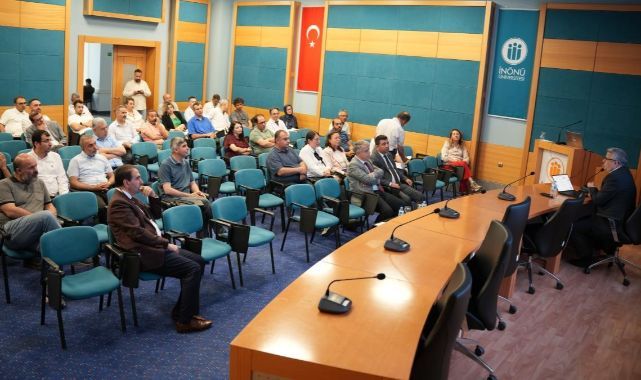 Üniversite yöneticilerine yapay zeka eğitimi