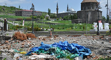 Vatandaşlardan belediyeye temizlik çağrısı