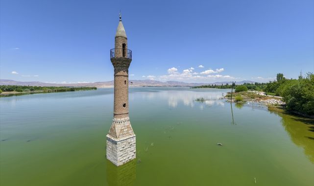 Yerleşim yerleri yeniden su altında kaldı