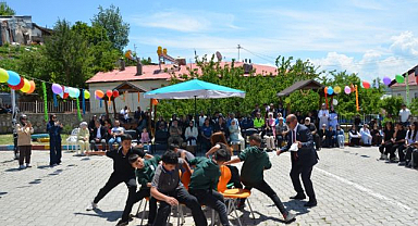 Yılın yorgunluğu şenlikle atıldı