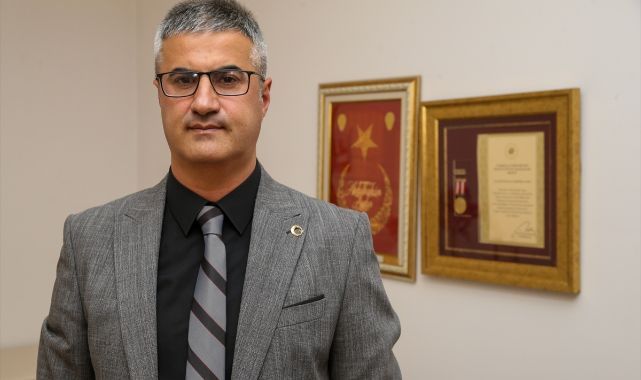 15 Temmuz gazisi polis gözündeki şarapnel parçasıyla 10 yıldır görevde