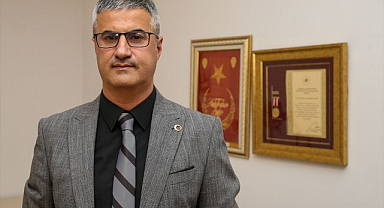 15 Temmuz gazisi polis gözündeki şarapnel parçasıyla 10 yıldır görevde