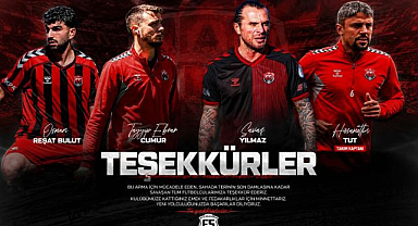 4 futbolcuyla yollar ayrıldı   