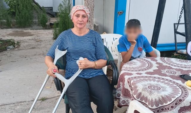Anne ve oğluna başıboş köpek dehşeti