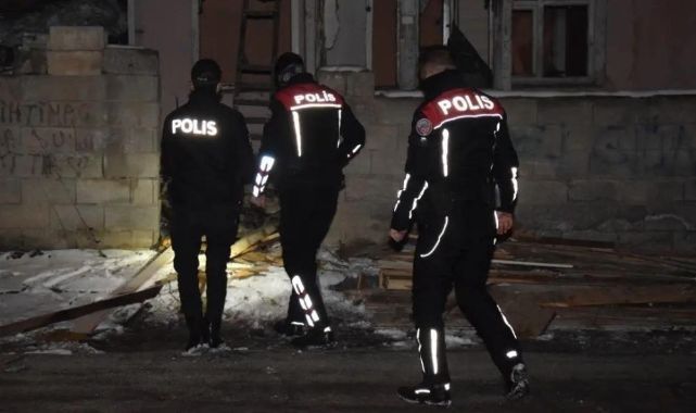 Aranan şahıslara yönelik operasyon! 40 kişi yakalandı
