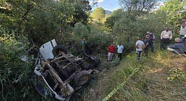 Bingöl'de pikap uçuruma yuvarlandı: 3 ölü, 2 yaralı