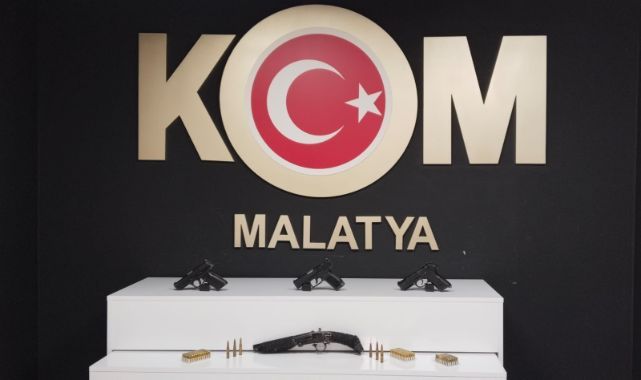 Cephanelik gibi! KOM’dan ruhsatsız silah operasyonu