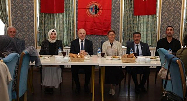 Dünya Emekliler Günü'nde anlamlı buluşma