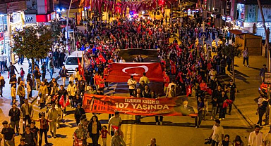 Erzurum'da 107. yıl gururu;  Fener alayıyla kongre ruhu yaşatıldı