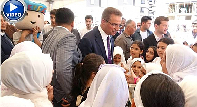 Erzurum'da 3 bin kız öğrenciden anlamlı buluşma