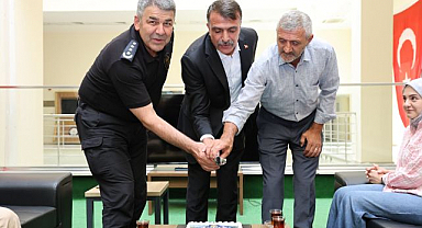Erzurum'da emekli polislere vefa plaketi