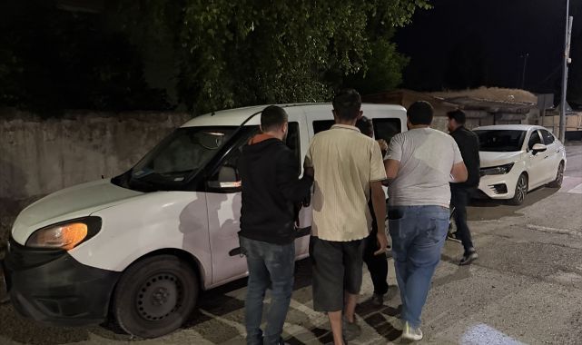Erzurum'da mahallelinin desteğiyle 10 düzensiz göçmen yakalandı