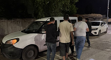 Erzurum'da mahallelinin desteğiyle 10 düzensiz göçmen yakalandı