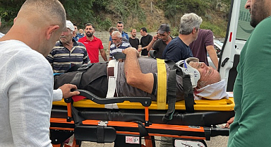 Erzurum'da otomobil motosiklete çarptı! Yaşlı sürücünün durumu ağır