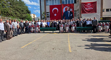 Erzurum'da yetiştiricilere ekipman desteği