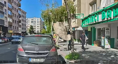Erzurum'da yüksekten düşen halı kadının başına isabet etti