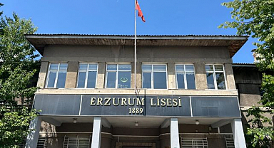 Erzurum Lisesi’nden eğitime destek! 4 yıl eğitim bursu ve ücretsiz yemek