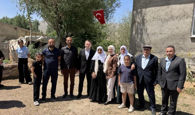 Kaymakamdan anlamlı hediye